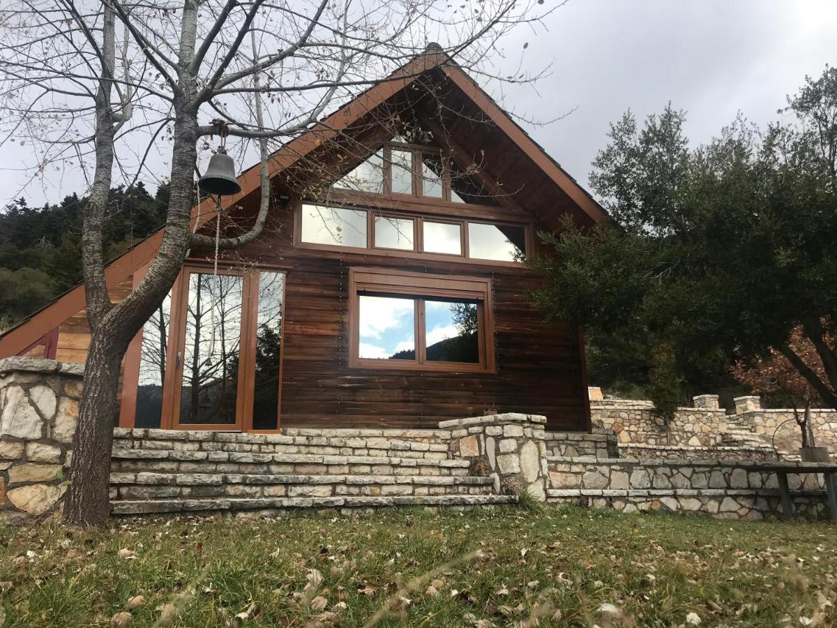 Chalet In The Forest Kalavryta Exterior foto